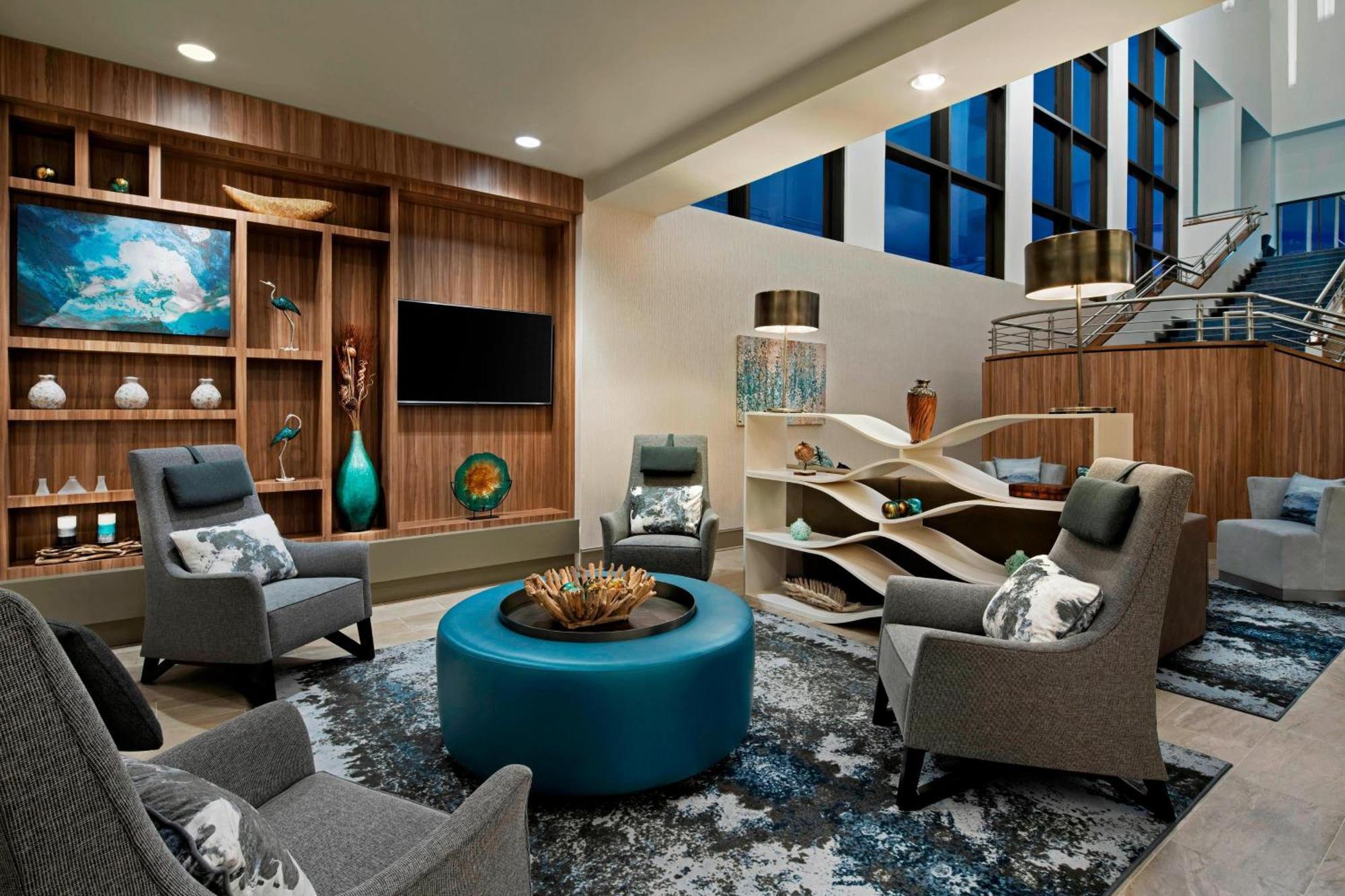 Hotel Delta By Marriott Downtown 4*